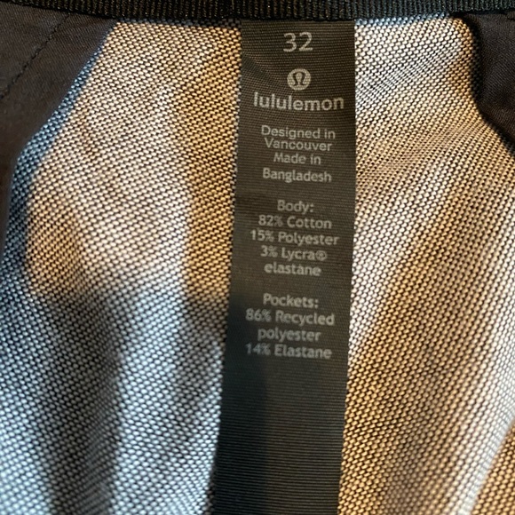 “Lululemon” Casual Gray Men’s Shorts with 4 pockets - Picture 2 of 3